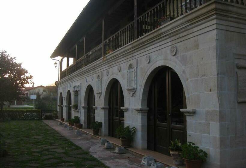 Apartamentos La Ceña