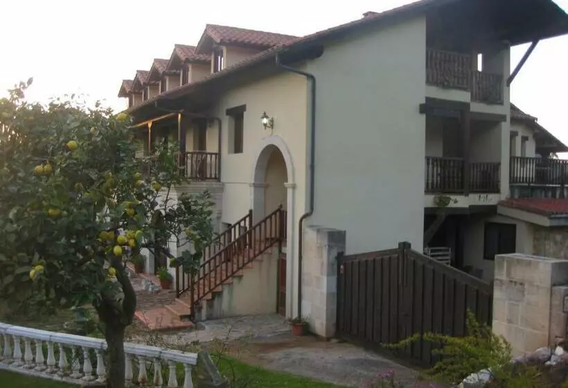 Apartamentos La Ceña