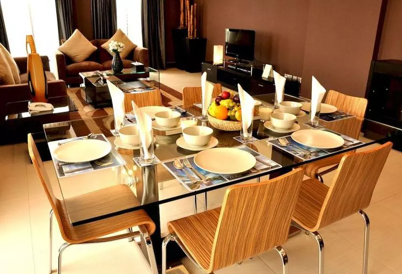 Beach Hotel Apartment