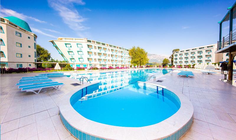Kurort  Daima Biz Hotel   Dolusu Aquapark Access