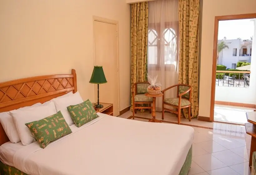 Dive Inn Resort