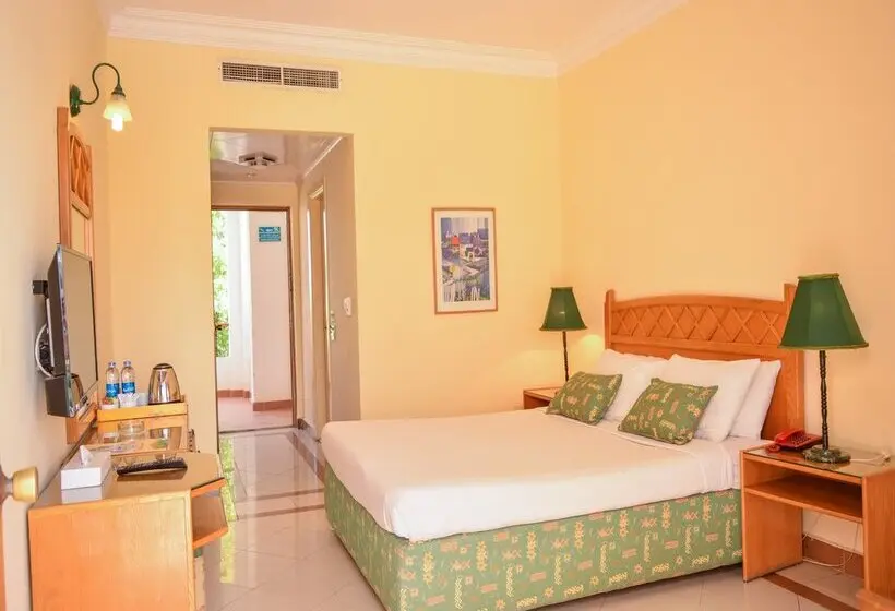 Dive Inn Resort