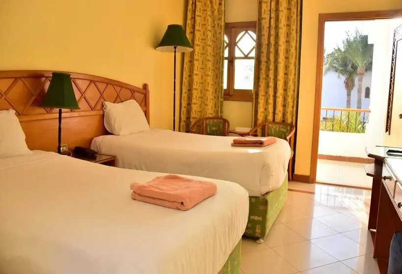 Dive Inn Resort