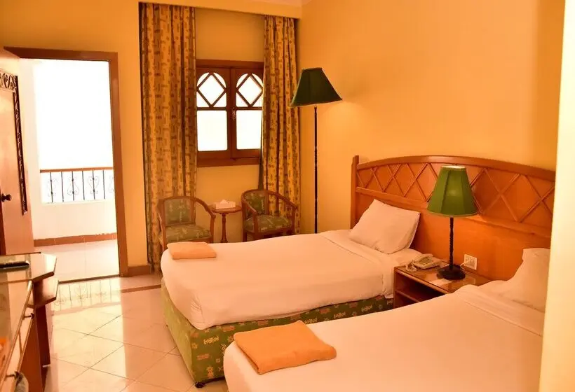 Dive Inn Resort