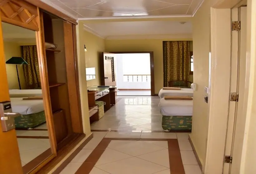 Dive Inn Resort