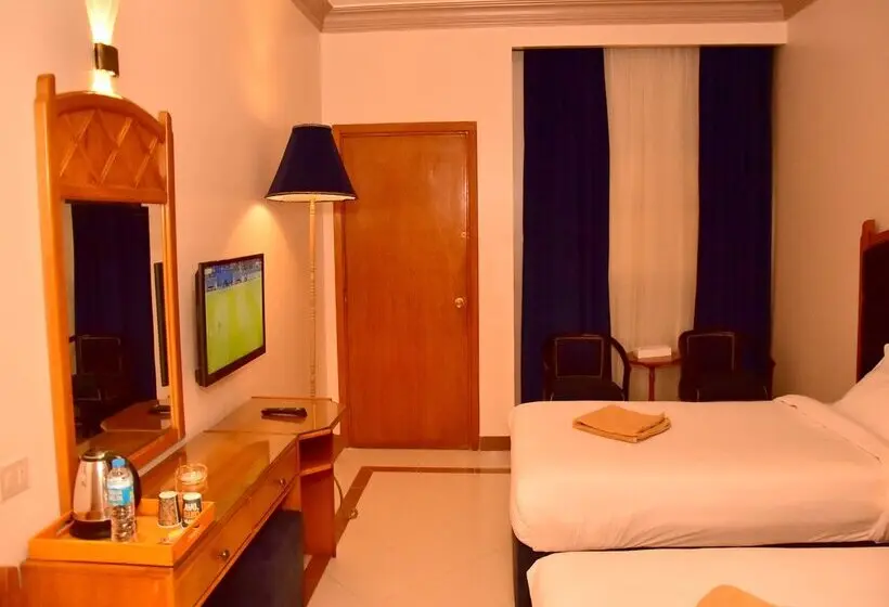 Dive Inn Resort