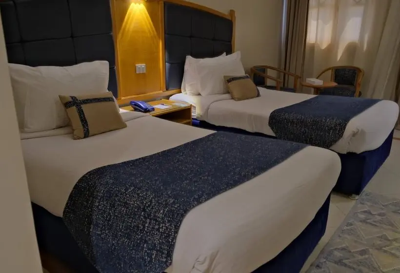 Dive Inn Resort