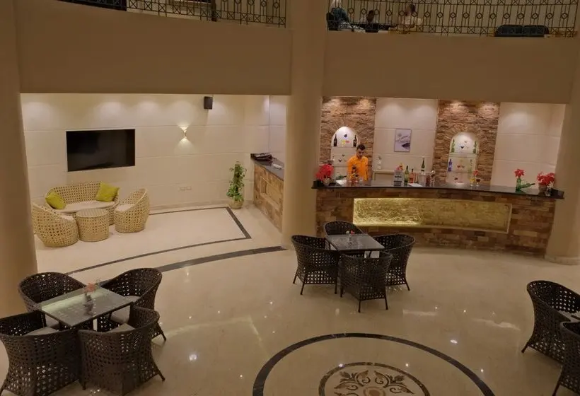 Dive Inn Resort