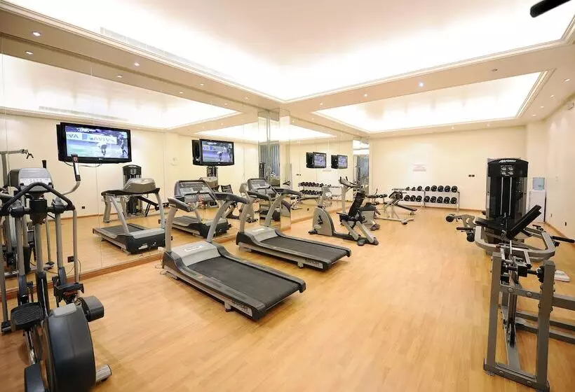 Hôtel Qaser Al Hamra By Warwick