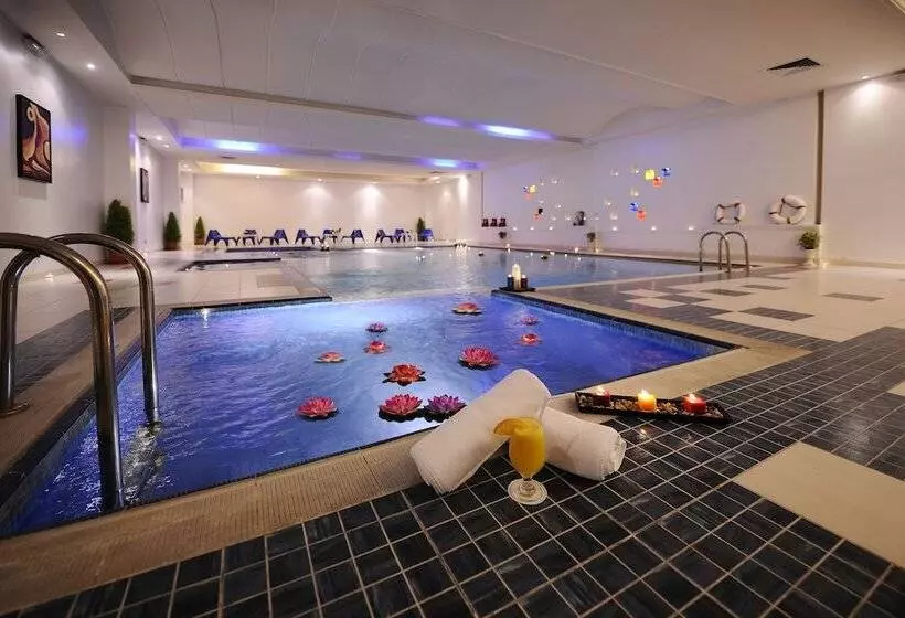 Hôtel Qaser Al Hamra By Warwick