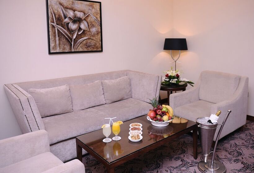 בית מלון כפרי Qaser Al Hamra By Warwick