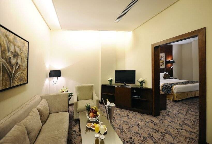 בית מלון כפרי Qaser Al Hamra By Warwick