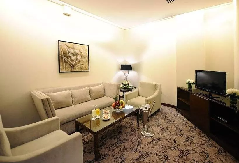 Hôtel Qaser Al Hamra By Warwick