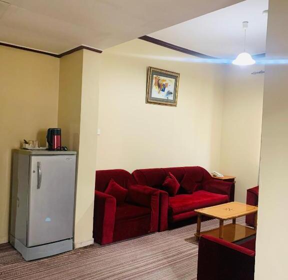 ホテル Al Jazeerah