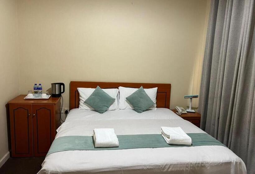 ホテル Al Jazeerah