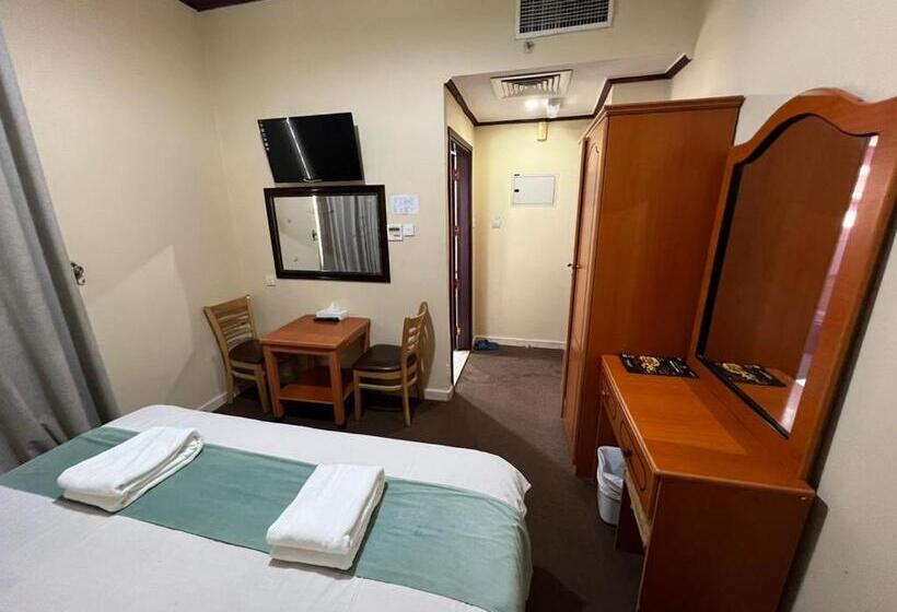 ホテル Al Jazeerah