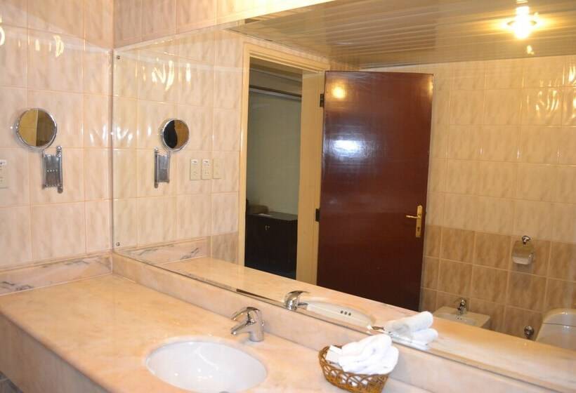 Отель Bilqase Throne