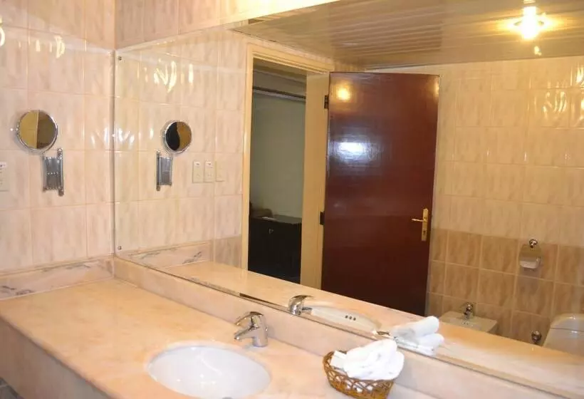 Отель Bilqase Throne