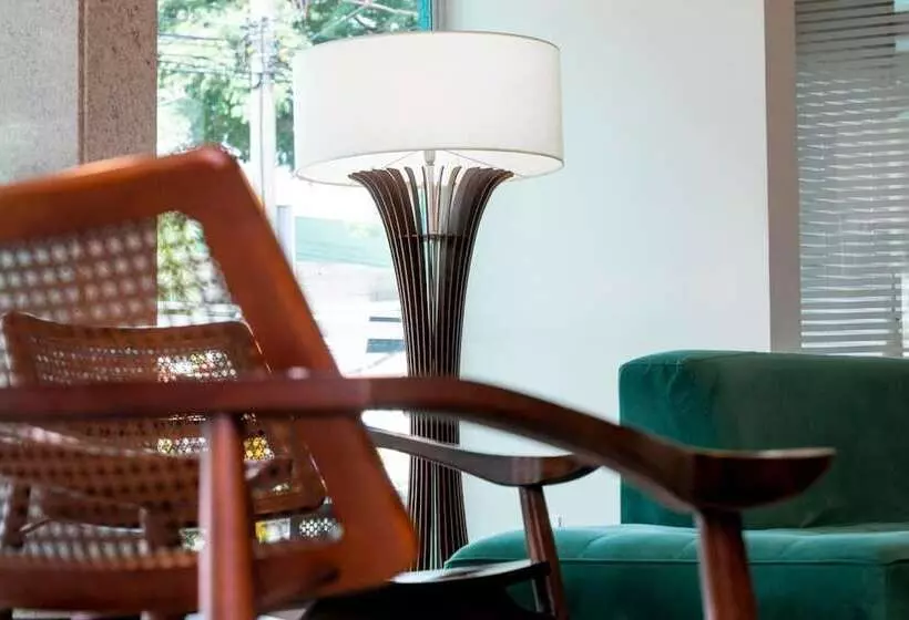 בית מלון כפרי Castelo Inn