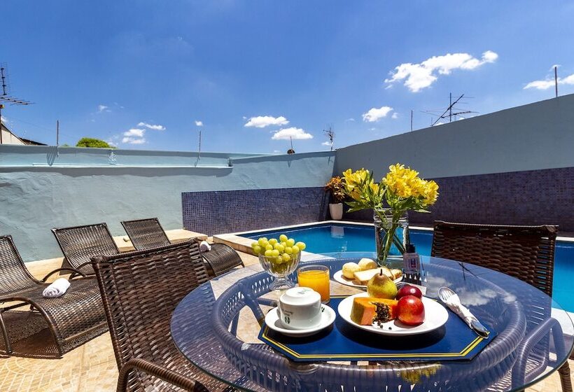 Отель Dan Inn Barretos