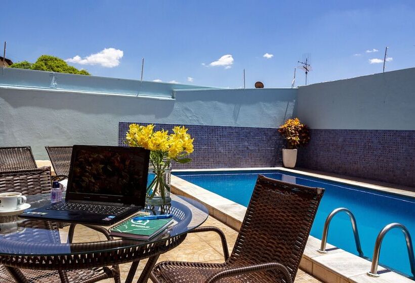 Отель Dan Inn Barretos