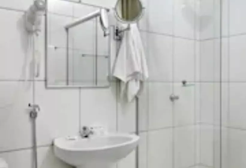 Отель Dan Inn Barretos