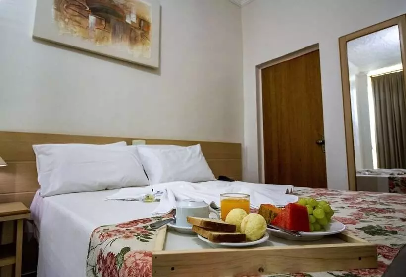 Отель Dan Inn Barretos