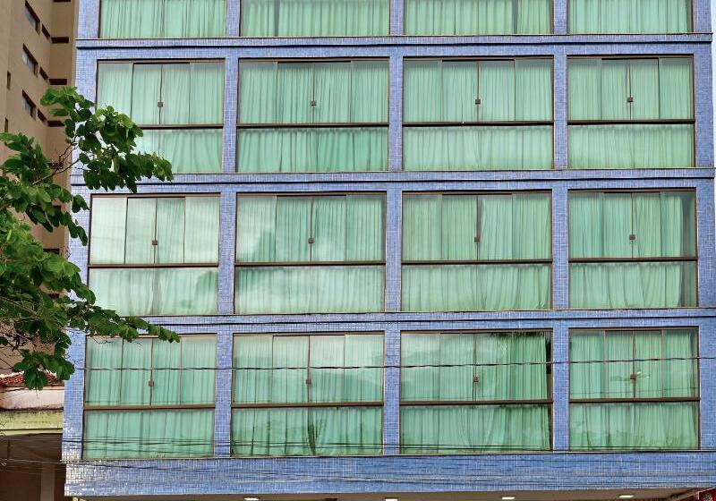 Отель Dan Inn Barretos