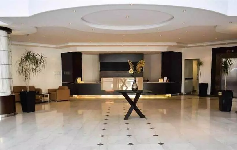 Executives Hotel Azizia