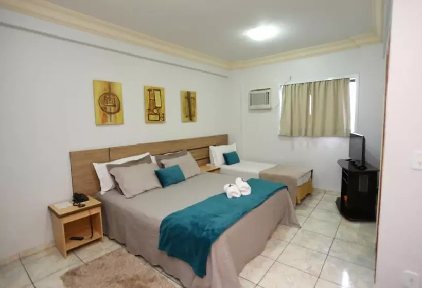 בית מלון כפרי Havana Palace