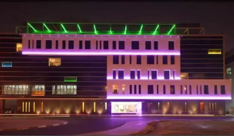 Отель Hues Boutique