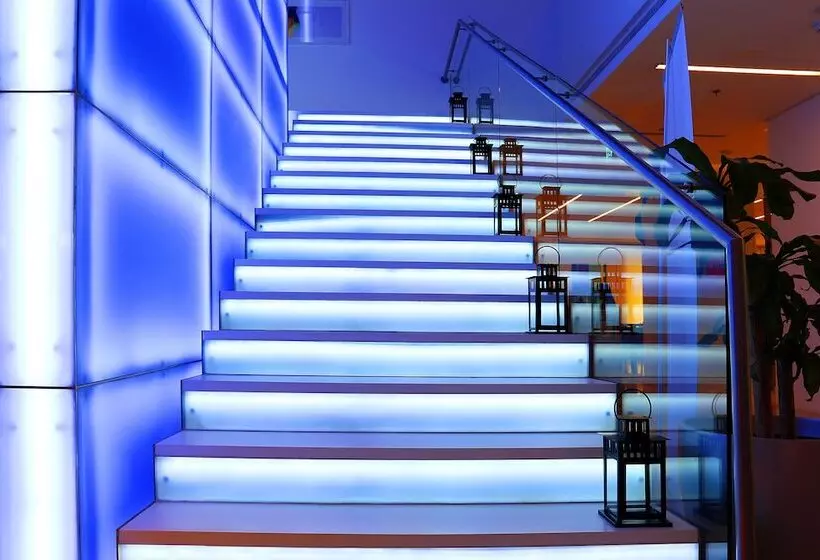 Отель Hues Boutique