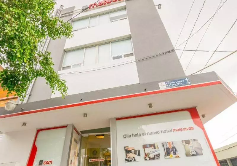 Hotel Mateos 1215