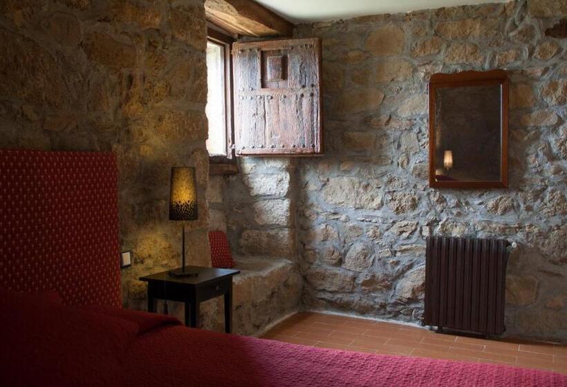 فندق ريفى Posada Palacio Manjabalago