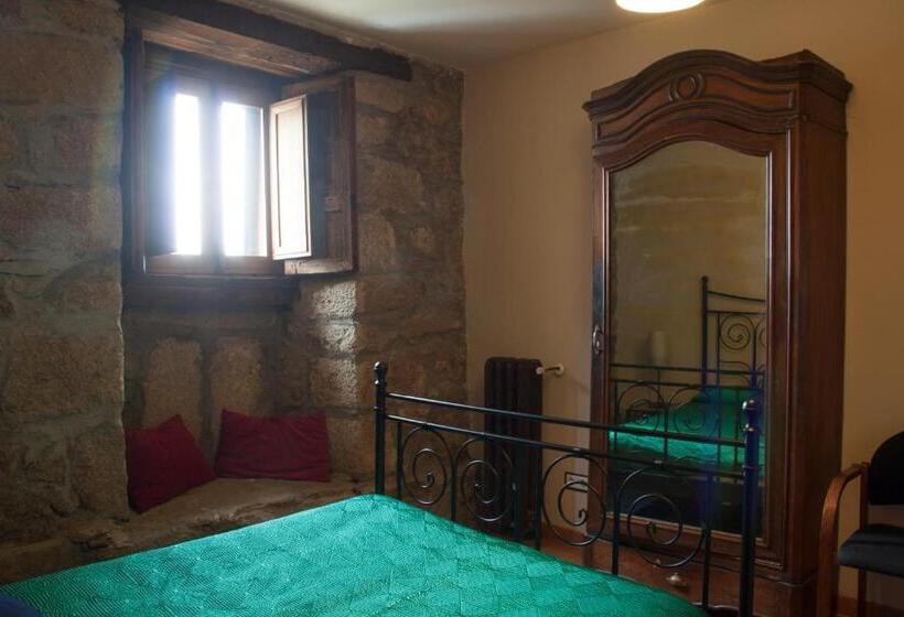 فندق ريفى Posada Palacio Manjabalago