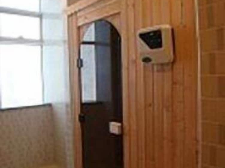 ホテル Sharjah Palace