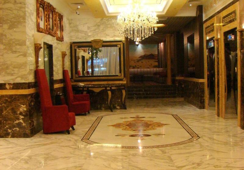 ホテル Sharjah Palace