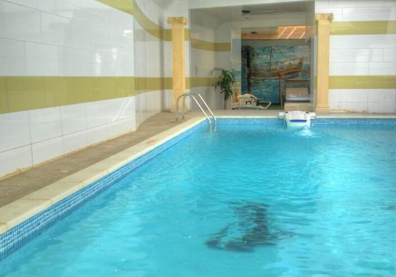 ホテル Sharjah Palace