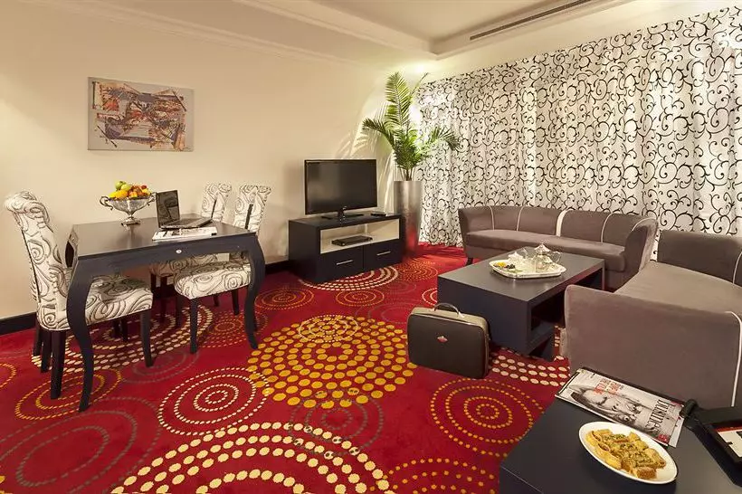 Hotel Swiss Corniche