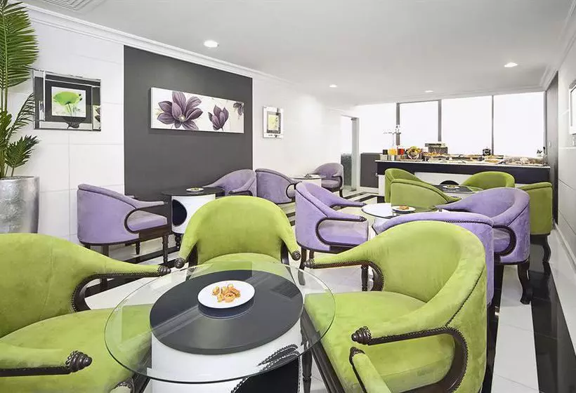 Hotel Swiss Corniche