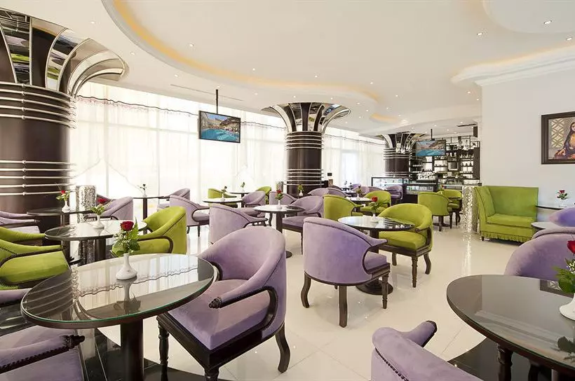 Hotel Swiss Corniche