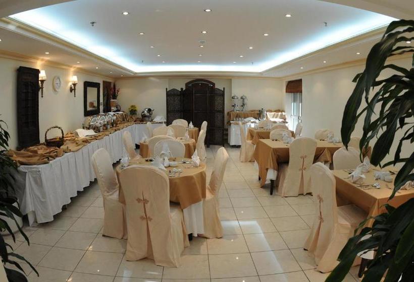 Uptown Hotel Apartments Abu Dhabi By Gewan