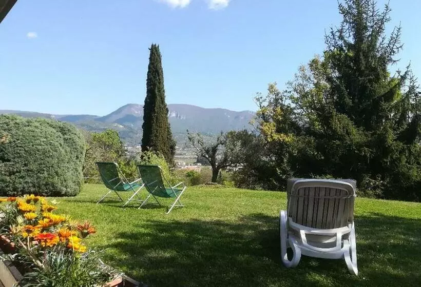 Aamiaismajoitus (B&B) Carmen De Nella Eco Lodge 4