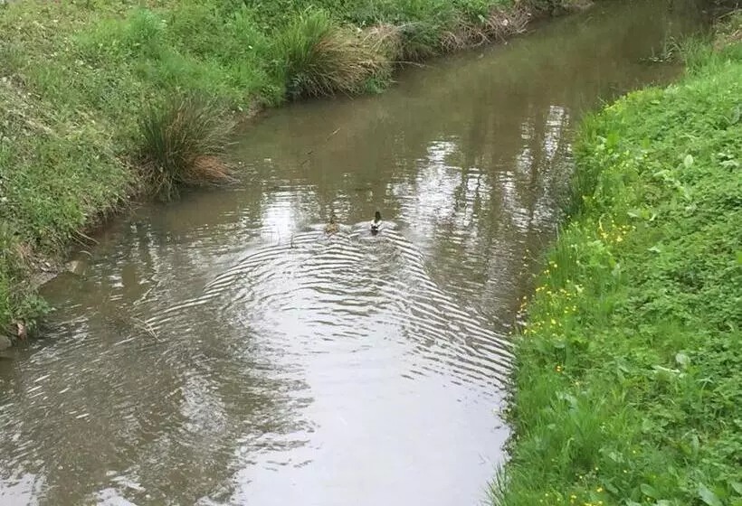 Aamiaismajoitus (B&B) Le Moulin De Saint Julien