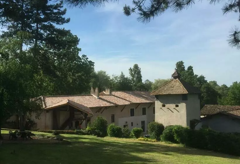 Aamiaismajoitus (B&B) Le Moulin De Saint Julien