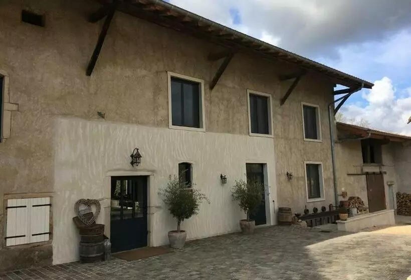 Aamiaismajoitus (B&B) Le Moulin De Saint Julien