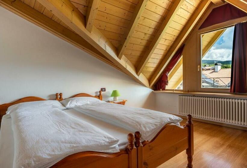 فندق Agritur Cristina