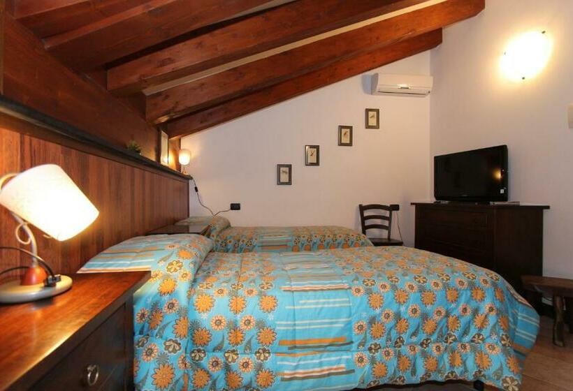 בית מלון כפרי Albergo Santo Spirito