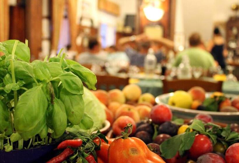 בית מלון כפרי Albergo Santo Spirito