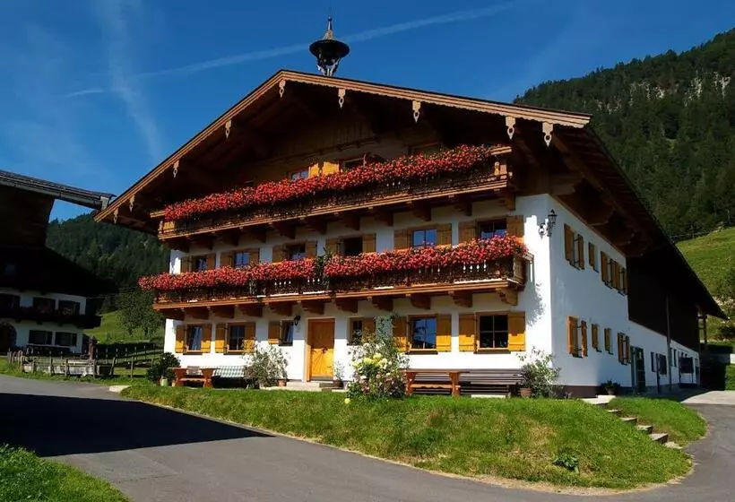 Otel Hacklhof